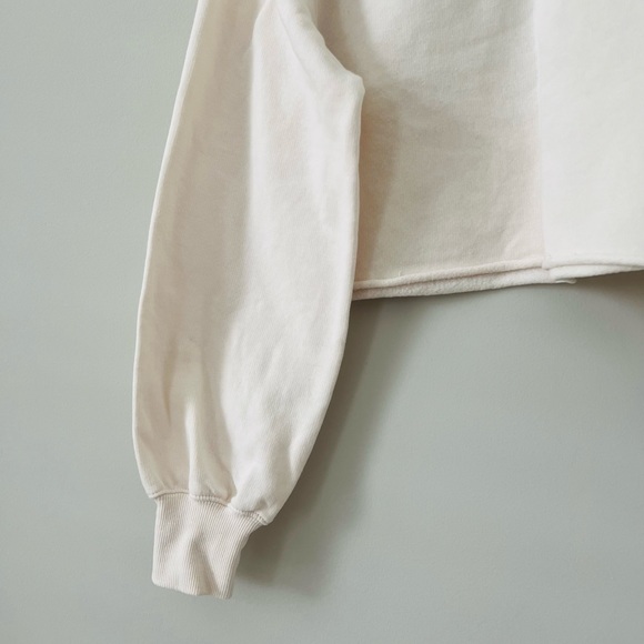 H&M Divided off white cropped sweatshirt size S - Picture 2 of 7